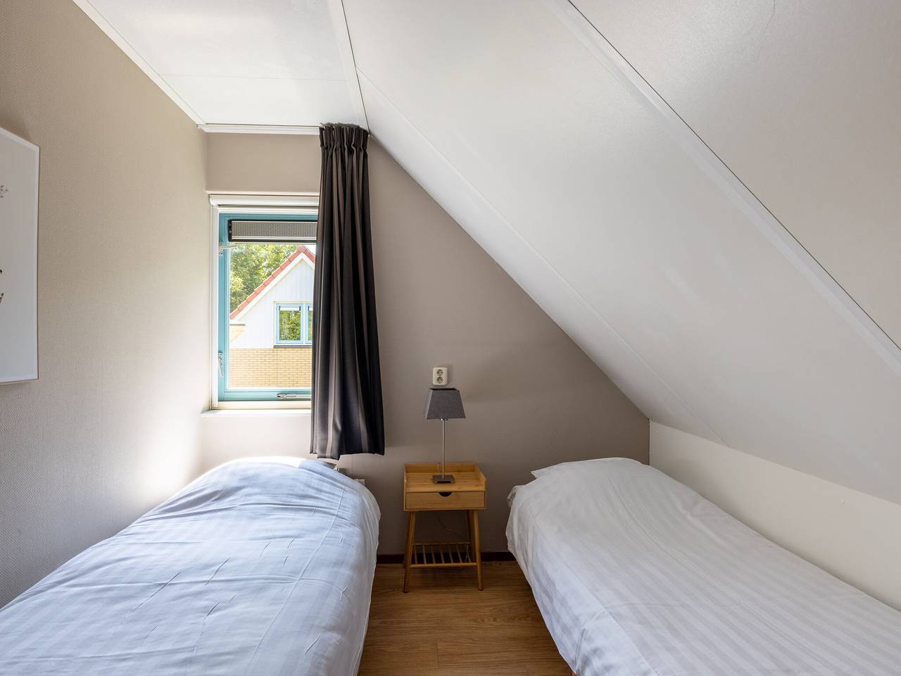 Villa in Nederland met Ruime Tuin in IJsselmeer