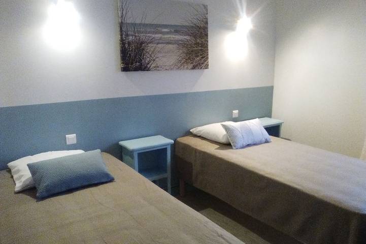 Location de vacances pour 15 personnes, avec jacuzzi ainsi que jardin et piscine à Saint-Martin-Lars-en-Sainte-Hermine - 3