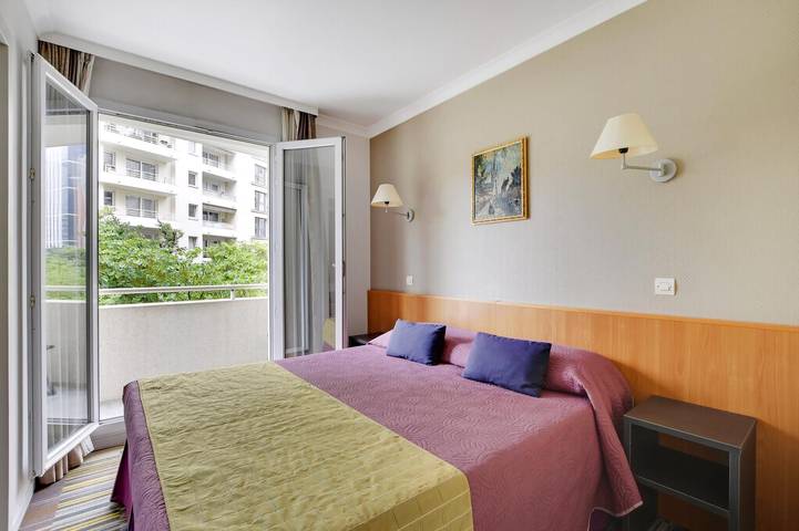 Gîte pour 4 personnes, avec balcon à Courbevoie - 3