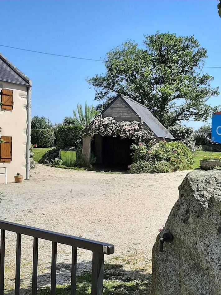 Gîte pour 3 personnes, avec terrasse et jardin à Plouguerneau - 2