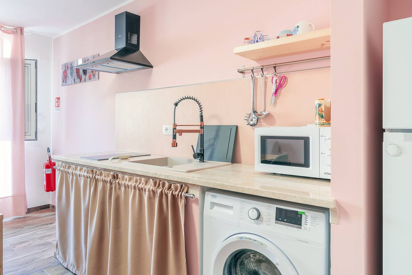 Apartamento entero, Apartamento 'Beb della Stazione - Capo Treno' con Wi-Fi y aire acondicionado in Pachino, Provincia de Siracusa