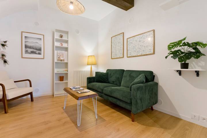 Casa de vacaciones 'Maison Village Pour 4 Perso' con Wi-Fi in Barbentane, Region de Arles