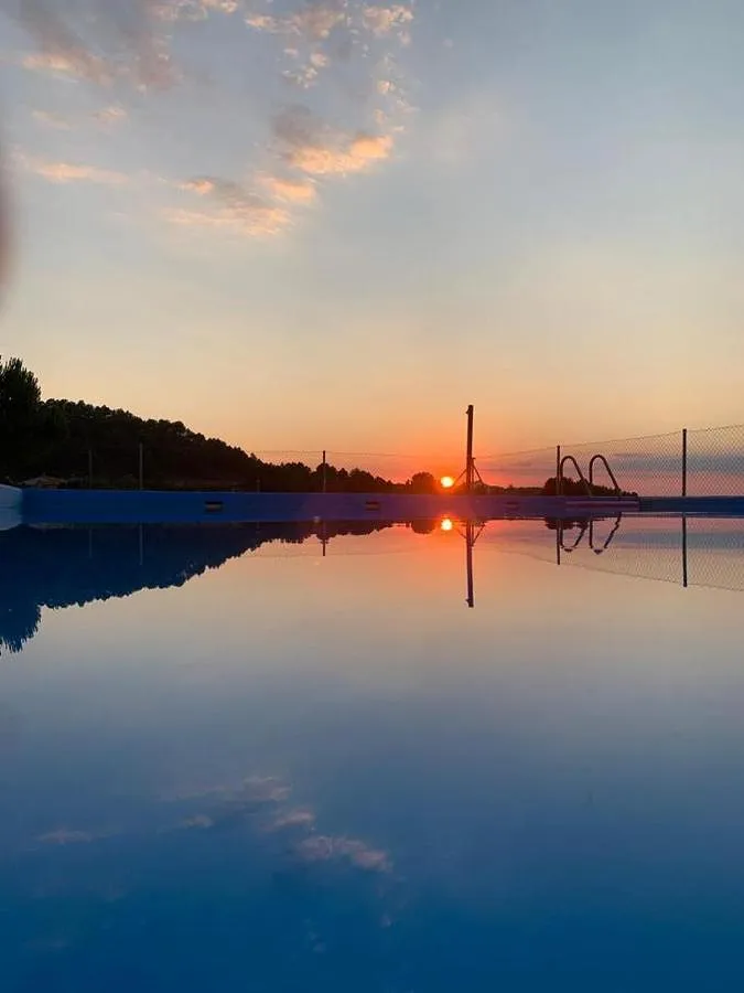 Casa de vacaciones para 13 personas, con piscina además de jardín y vistas, Se admiten mascotas - 1