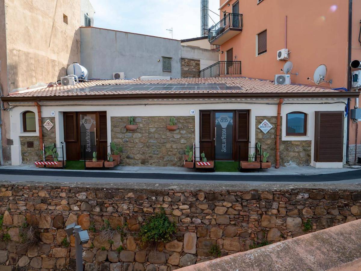 Appartamento intero, Sicilia Bedda - B&B - Rooms - Apartments in Santo Stefano di Camastra, Provincia di Messina