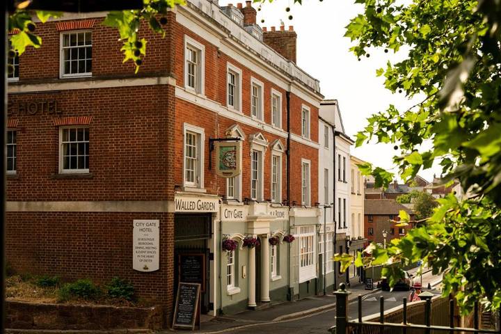 Holiday rental for 2 people, with Terrace and Garden in Exeter