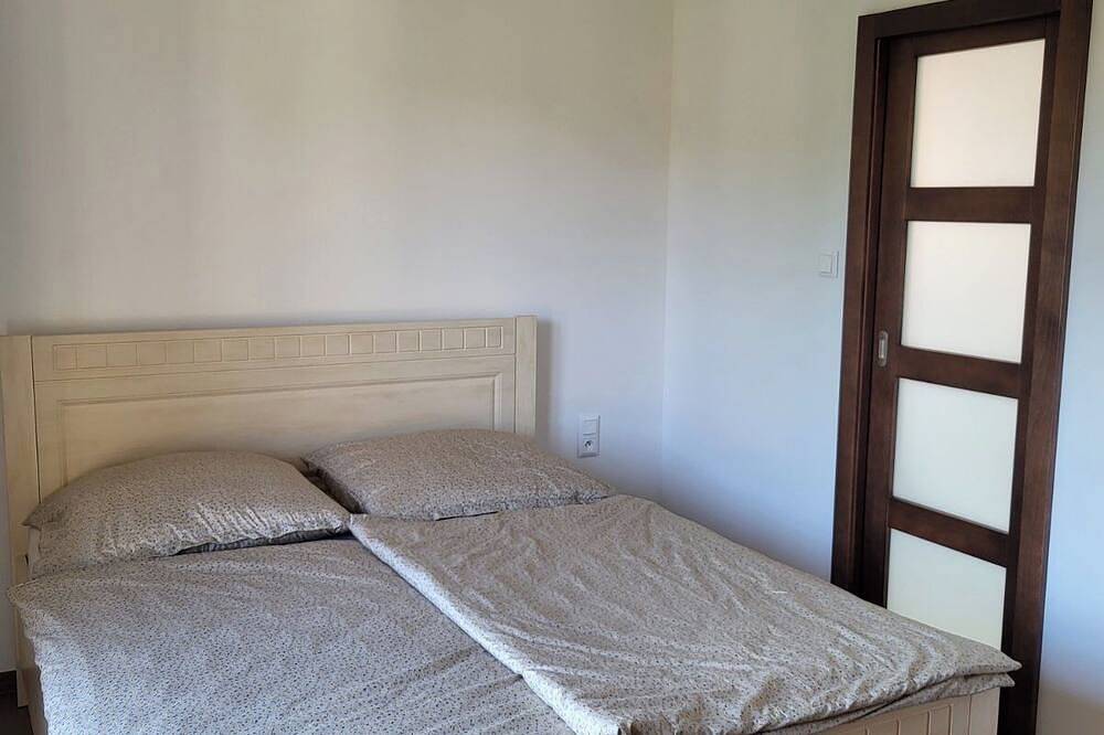 Entire apartment, Beautiful Poolside Oasis - Apartment Volovec in Rožňava, Low Tatras