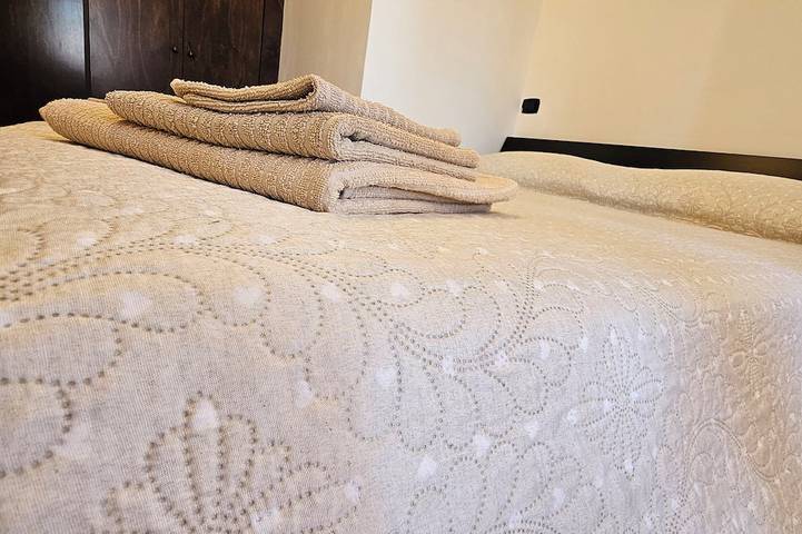 Entire apartment, Villa Puglia Ar 700m from sea, 700m from beach in Bisceglie, Barletta-Andria-Trani