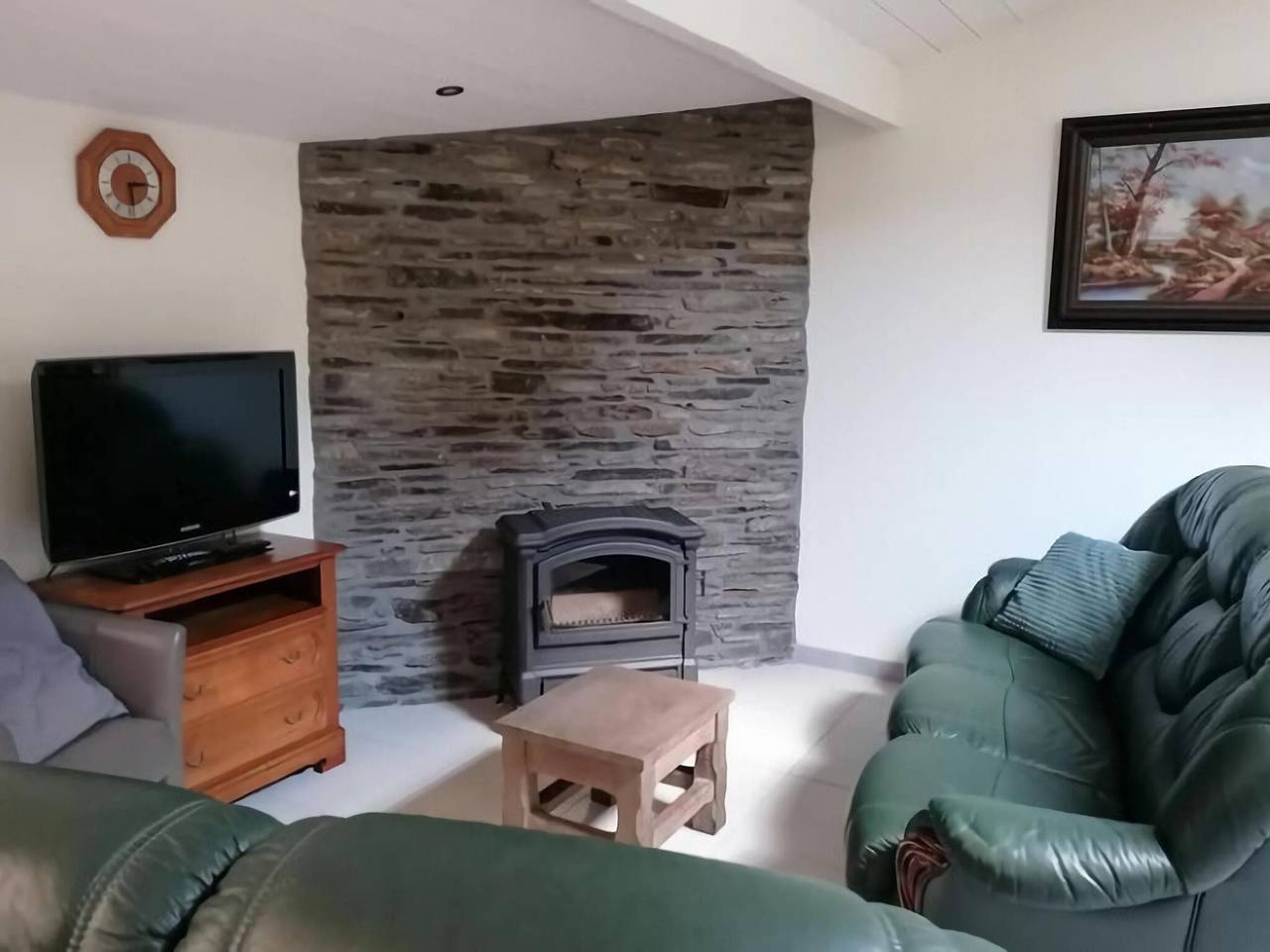 Authentic chalet in Wibrin with private fish pond in Wibrin, Houffalize