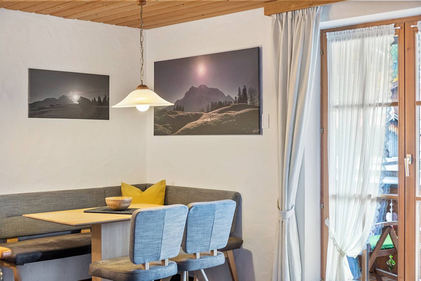 Ganzes Studio, Studio 'Burgberg' mit Bergblick, Balkon und Wi-Fi in Mittenwald, Bayerische Alpen