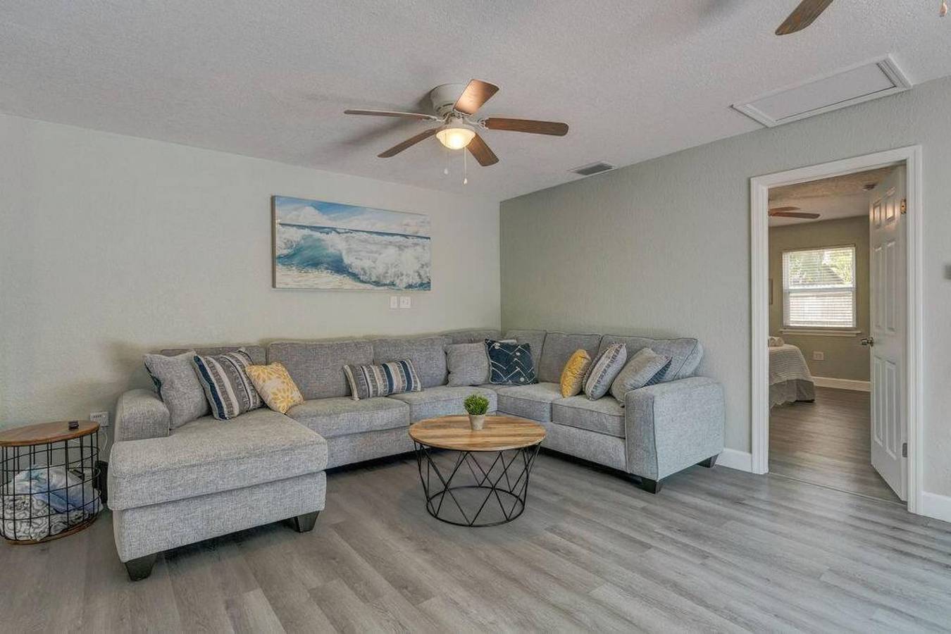 Heated Pool Close to St Pete   Tampa Pet Friendly in Pinellas Park, Pinellas County
