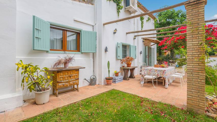 Casa rural para 8 personas, con balcón/terraza y piscina en Sanlúcar la Mayor - 4