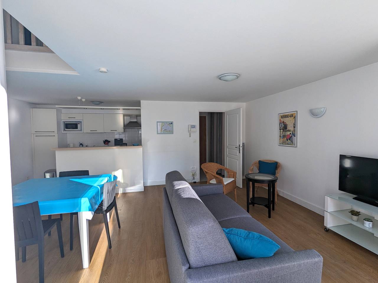 Appartement entier, Duplex T3 lumineux avec balcon, parking et Wifi à Arcachon in Arcachon, Région d'Arcachon