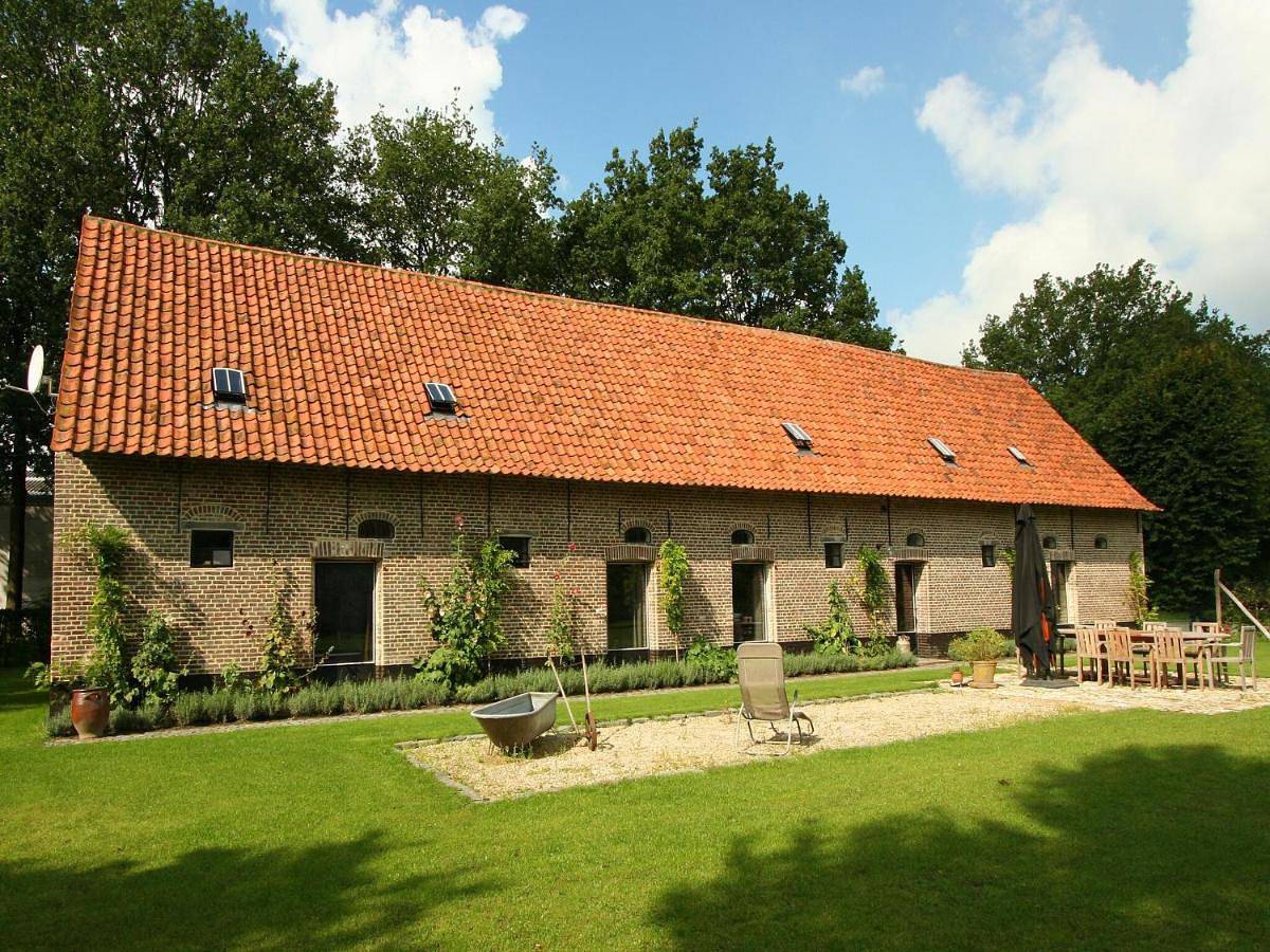Family Farmhouse with Sauna in Beernem, Westflandern