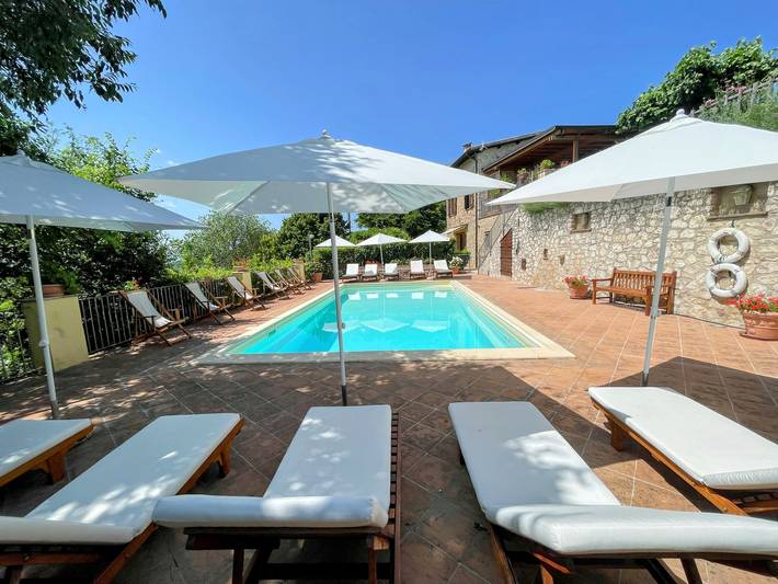 Location de vacances pour 5 personnes, avec vue ainsi que jardin et terrasse à Spoleto - 2