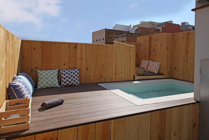 Location de vacances pour 6 personnes, avec terrasse et piscine, animaux acceptés dans Hospitalet de Llobregat - 4