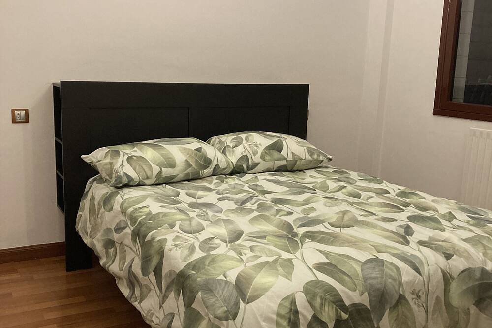 Appartamento intero, Apartment in the center of Gijón very close to San Lorenzo beach in Distrito Centro (Gijón), Gijon