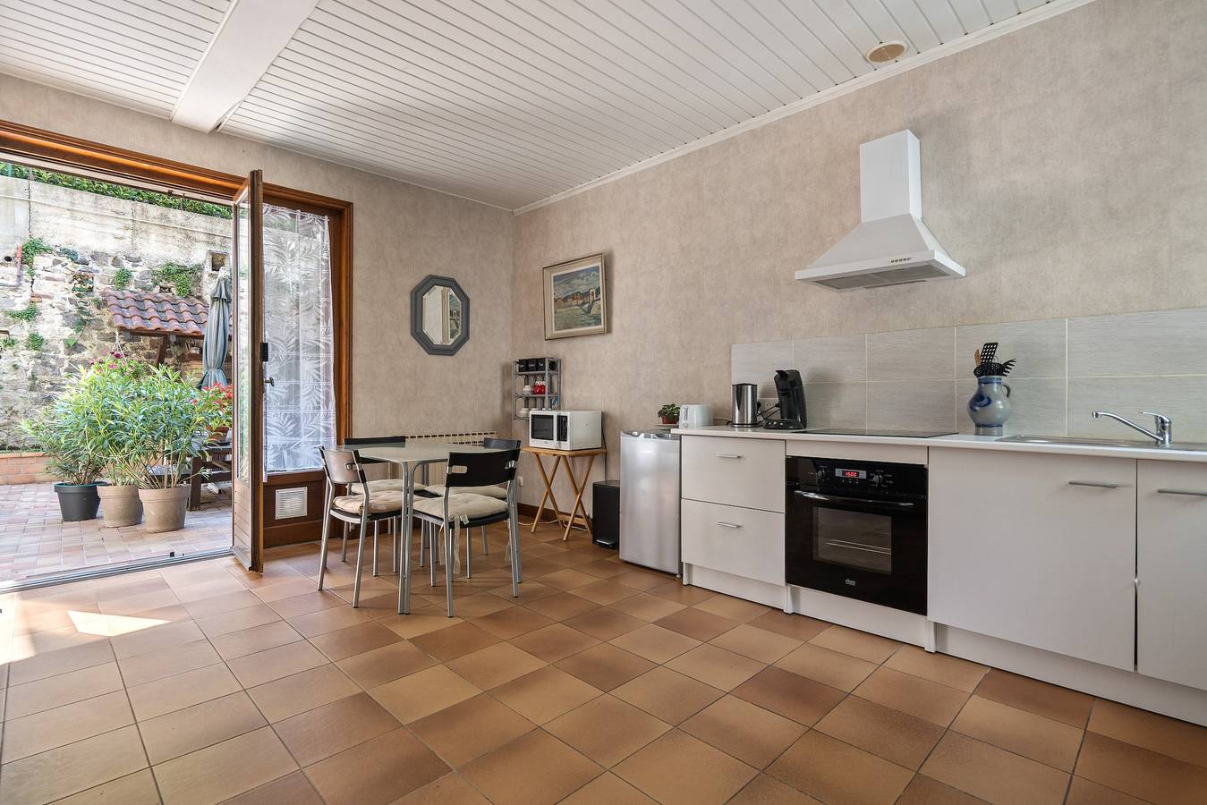 Estudio entero, Estudio 'Maupas' con terraza compartida y Wi-Fi in Vienne (Isère), Región de Vienne