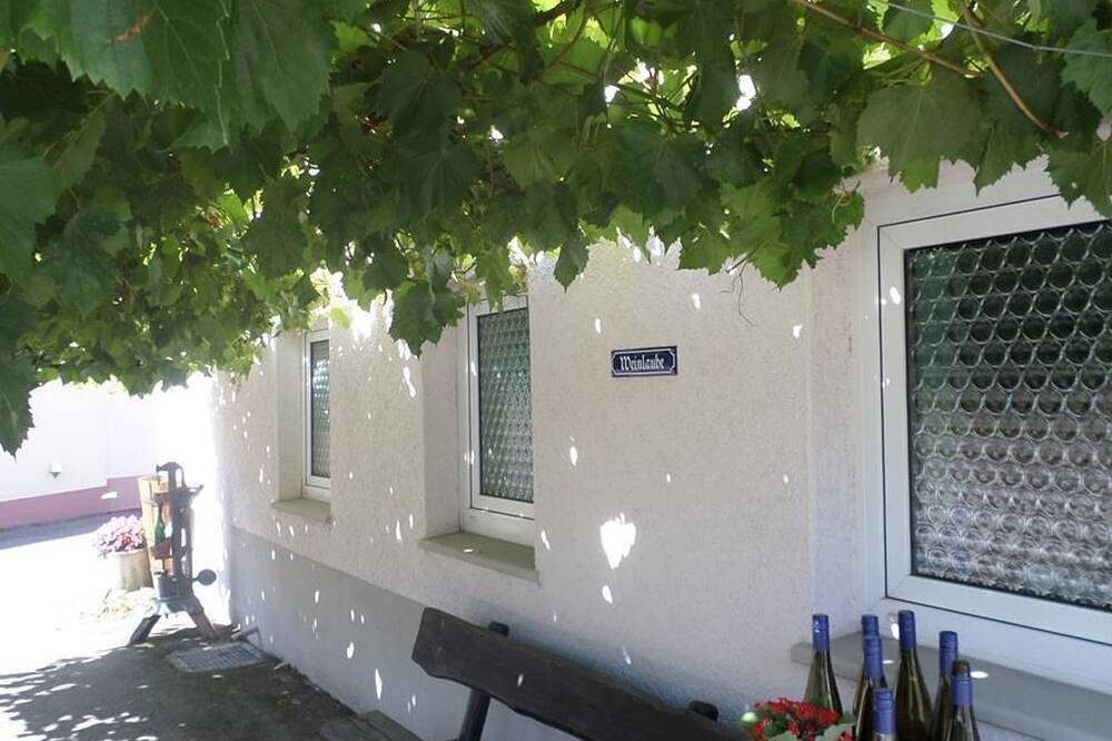 Ganze Wohnung, Weingut-Ferienwohnung Jungblut - nur Urlaubsgäste - Ferienwohnung in Konz, Landkreis Trier-Saarburg