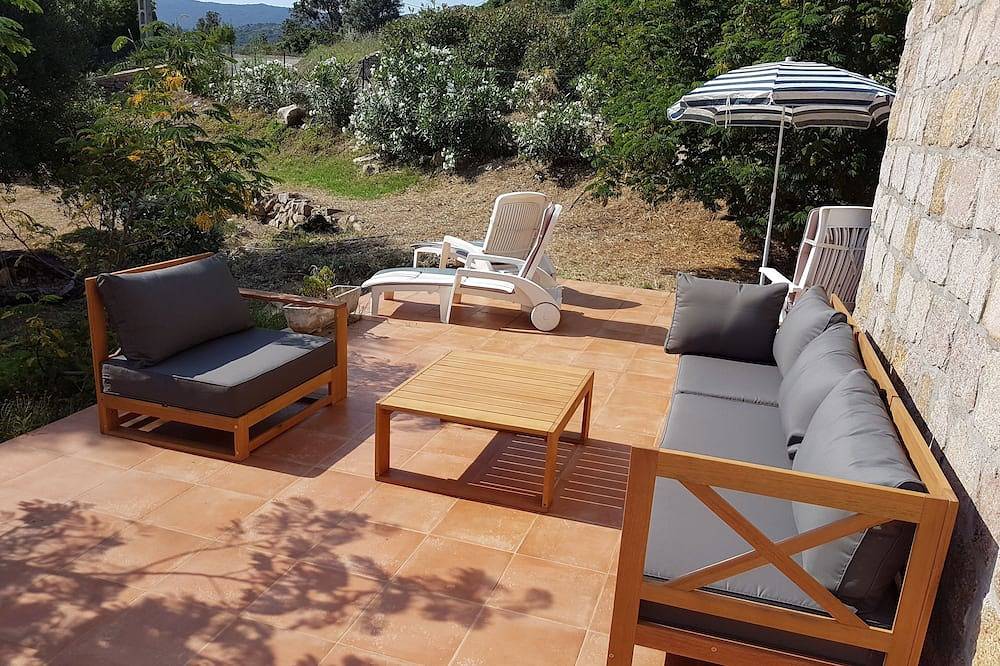 Grande villa familiare vista mare stupenda, 10mn spiaggia di Cupabia in Serra di Ferro, Ajaccio e dintorni