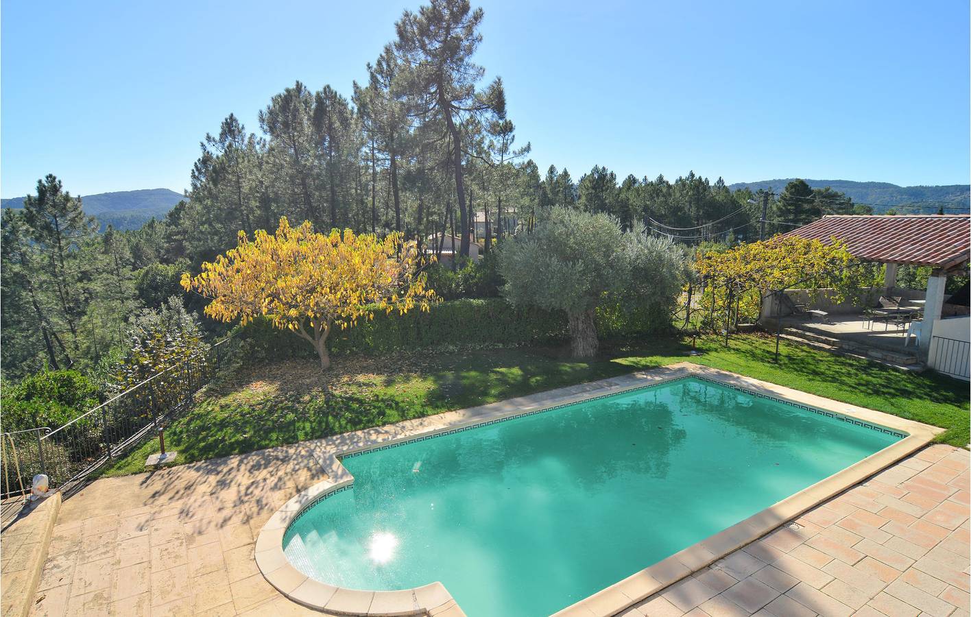 Appartement avec piscine près de Bordezac et Le Luech in Bordezac, Parc national des Cévennes