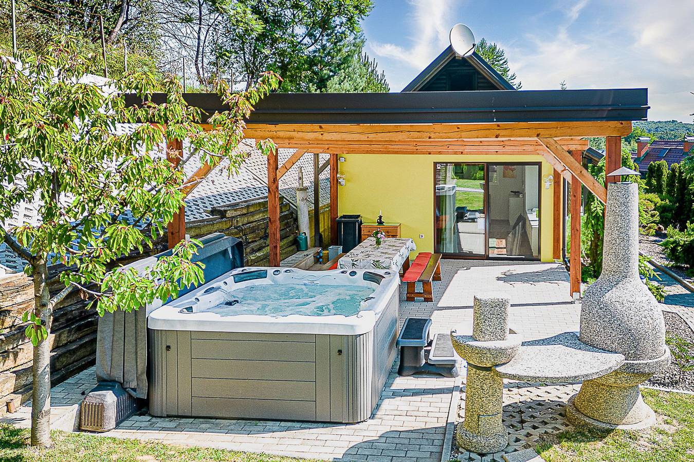 Ladybug House With Whirlpool in Moravske Toplice, Slowenien