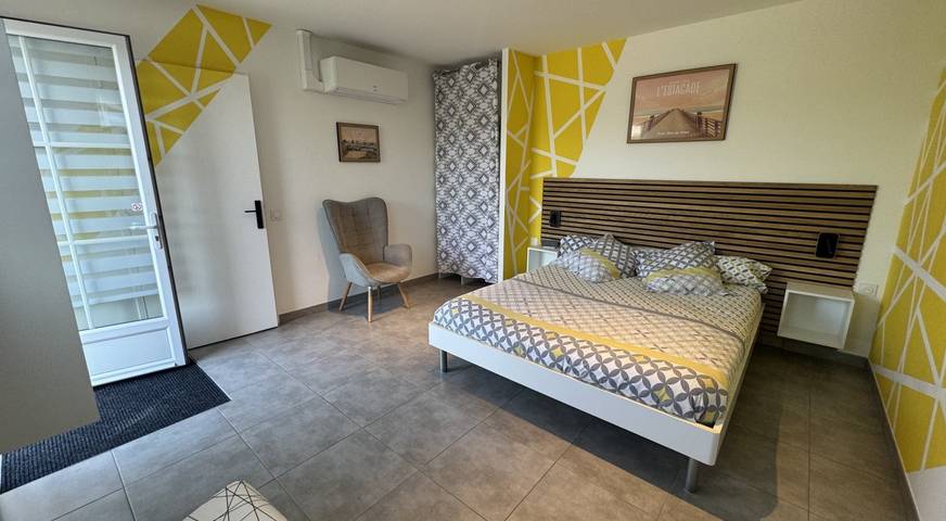 Chambre d’hôte pour 2 personnes, avec terrasse ainsi que jardin et piscine, animaux acceptés dans les Pays de la Loire - 4