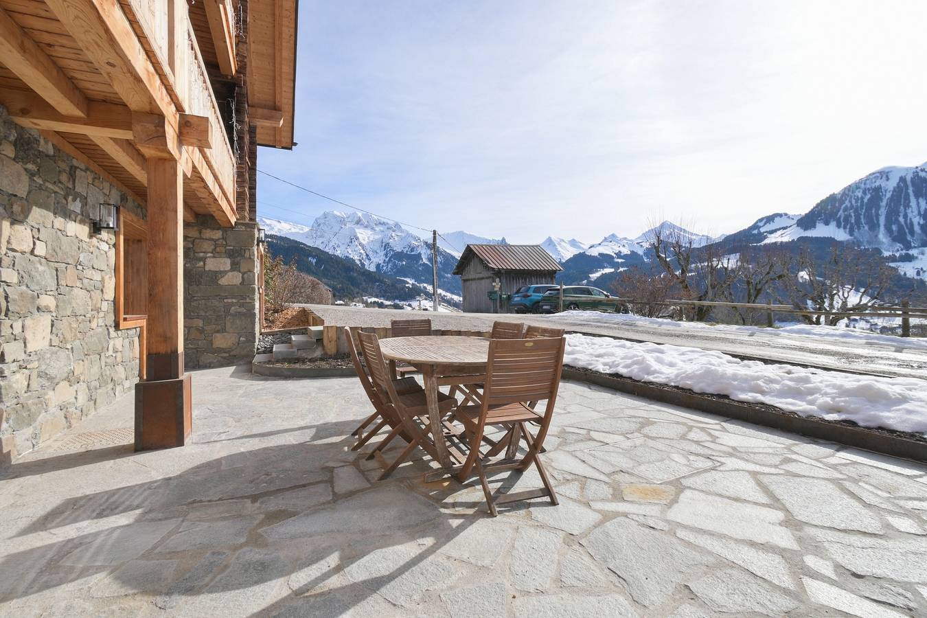 Appartement entier, Appartement dans le Chalet L'Albert avec vue sur la montagne, balcon et terrasse privée in Manigod, Région d'Annecy