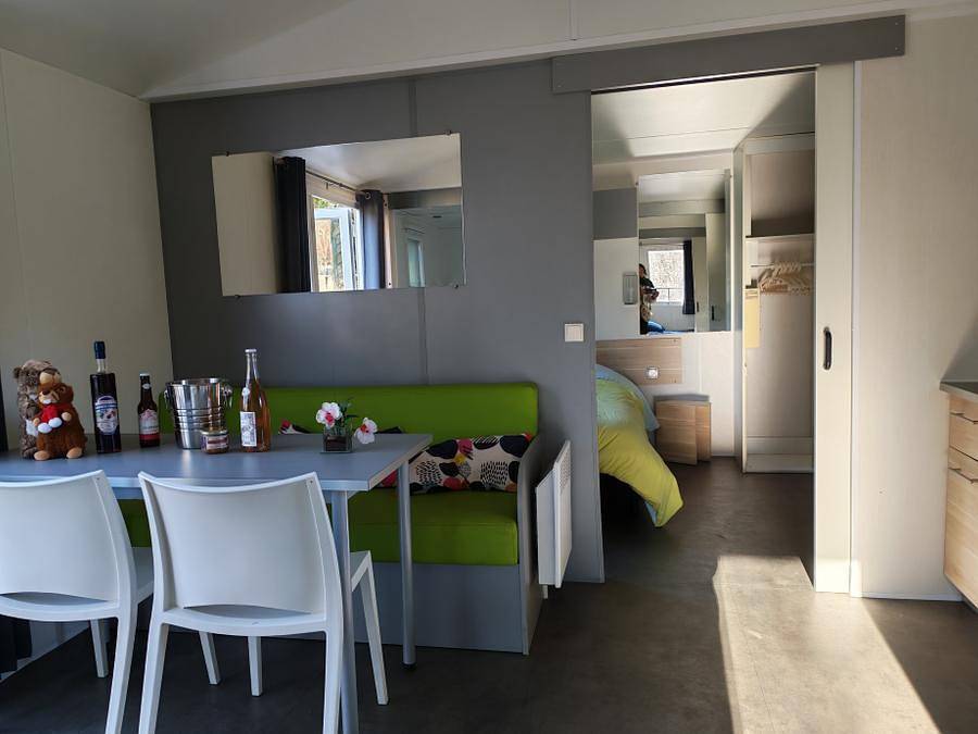 Camping la Marmotte - Mobilhome 4 personnes - Mobil home O Hara 854 Life pour personne à mobilité réduite in La Bourboule, Parc naturel régional des Volcans d'Auvergne
