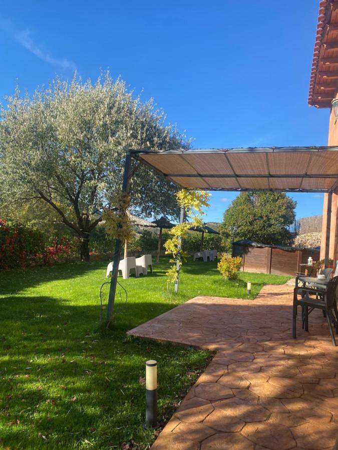 Hôtel pour 2 personnes, avec vue ainsi que jardin et piscine à Sigüenza - 2