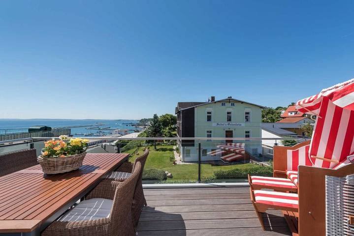 Ferienhaus mit Meerblick für 4 Personen, mit Terrasse und Ausblick sowie Seeblick in Sassnitz - 4
