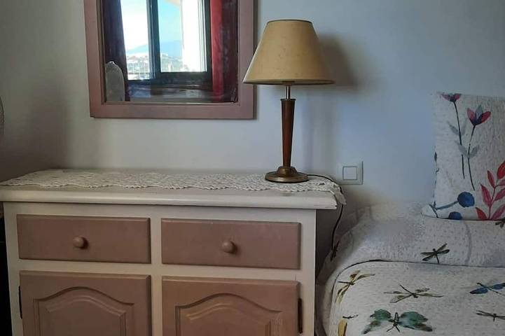 Ganze Wohnung, Apartment Manilva mit Terrasse und Pool in San Luis de Sabinillas, Manilva