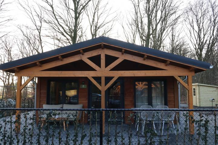 Bungalow für 4 Personen, mit Garten und Terrasse, mit Haustier - 1