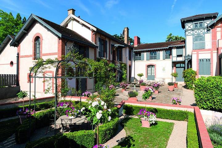 Chambre d’hôte pour 2 personnes, avec piscine et jardin ainsi que vue et sauna, animaux acceptés