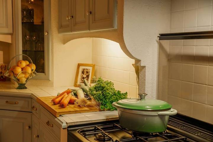 Location de vacances pour 12 personnes, avec jardin, animaux acceptés à Gennes - 2