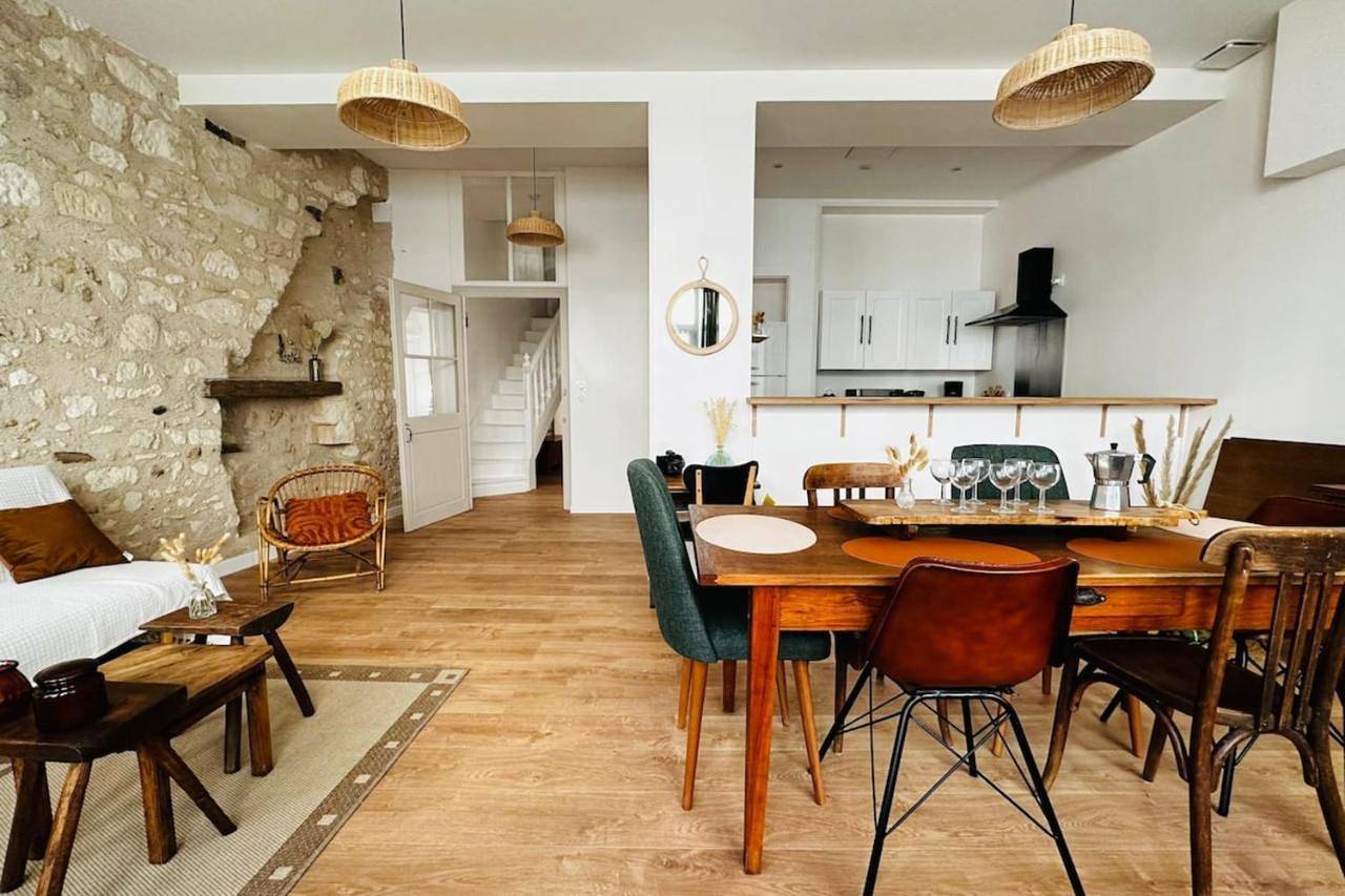 Four-Bedroom House in Saint-Aignan, Région de Romorantin-Lanthenay