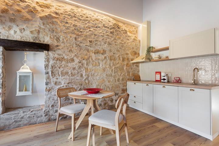 Entire apartment, Vila Santa Luzia 4 with Shared Pool, Wi-Fi and Air Conditioning in Fátima, Santarém District