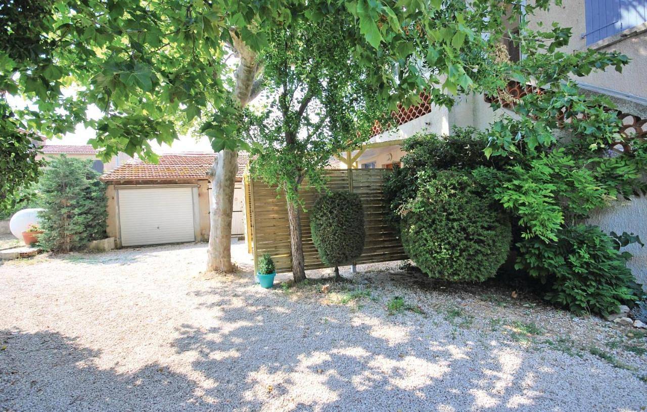 Appartement entier, Appartement 'Proche Des Plages' avec terrasse privée et Wi-Fi in La Coudoulière, Six-Fours-les-Plages