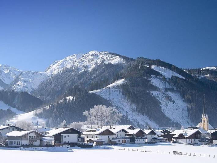 Chalet in den Alpen nahe Skigebiet Kitzski in Hohe Tauern, Hollersbach im Pinzgau