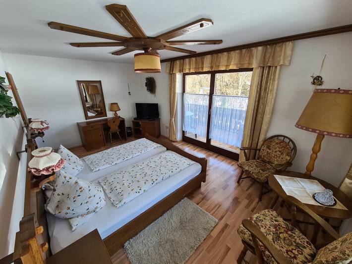 Pension für 2 Personen, mit Balkon und Terrasse sowie Garten und Sauna in Schönau am Königssee - 3