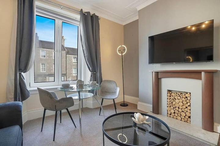 Holiday apartment for 4 people, child-friendly in Aberdeen