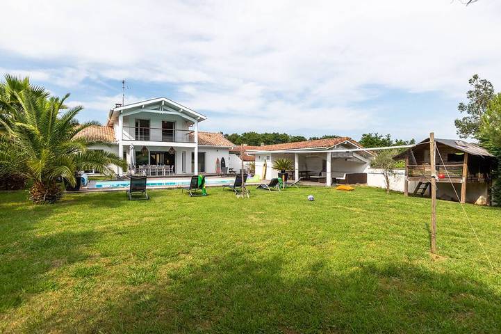 Maison de vacances pour 10 personnes, avec jardin et balcon à Tarnos