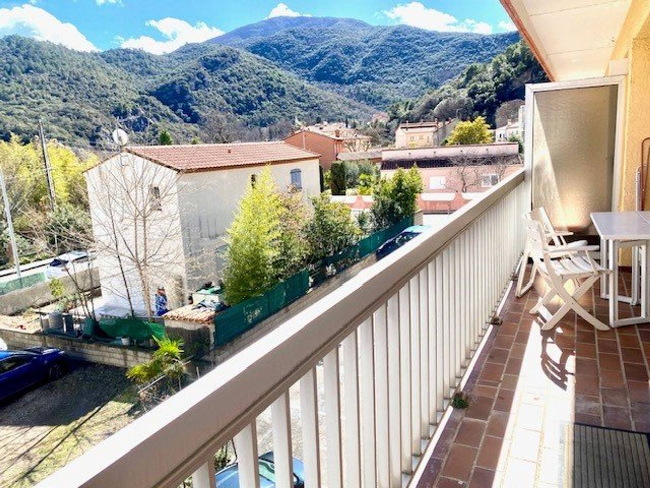 Apartamento entero, Apartamento F2 con Balcón y Mascotas Permitidas - Amélie-les-Bains in Amélie-les-Bains-Palalda, Región Céret