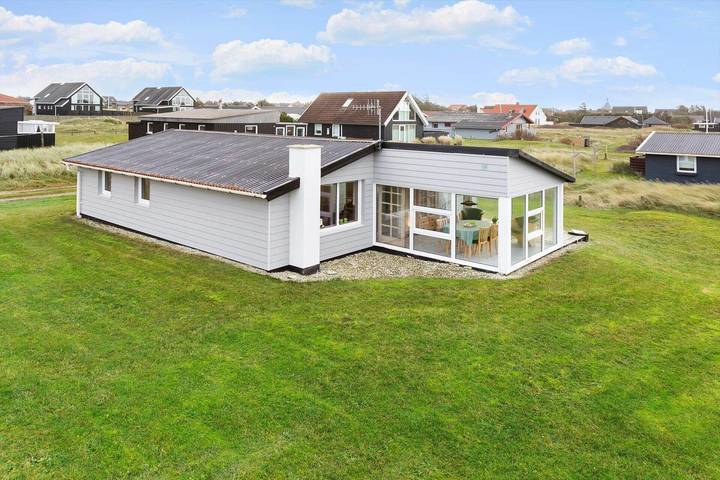Ferienhaus für 2 Personen, mit Terrasse in Vorupør