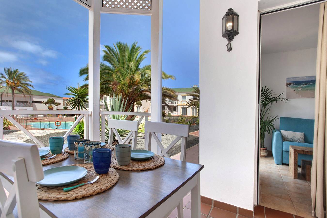 Vacation Home 'Casa Verdemar' with Shared Pool, Private Terrace and Wi-Fi in Corralejo, La Oliva