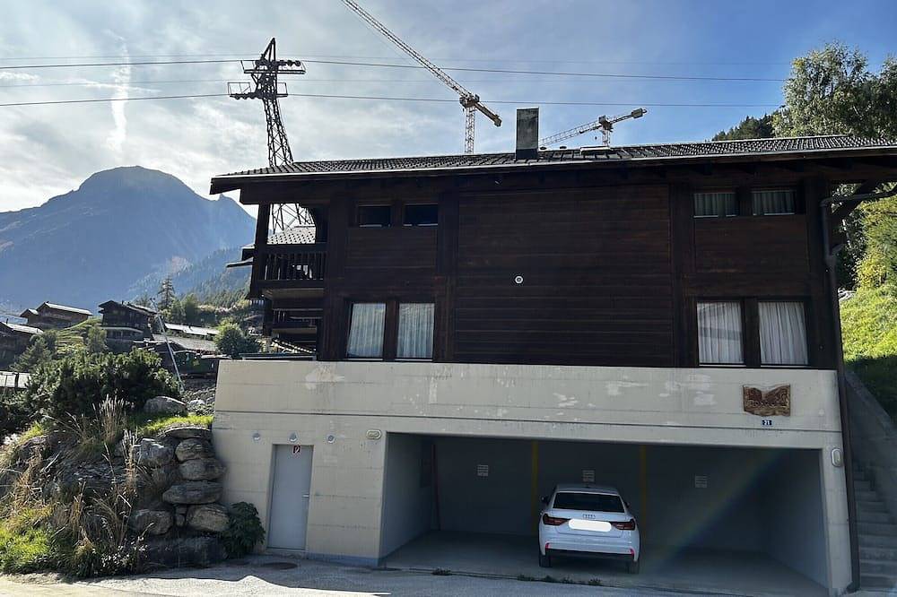 Ganze Wohnung, Komfortable 2-Zimmerwohnung für 2-4 Personen : Wohnraum mit Doppelsofabett - Küche mit Geschirrspüle in Grimentz, Anniviers
