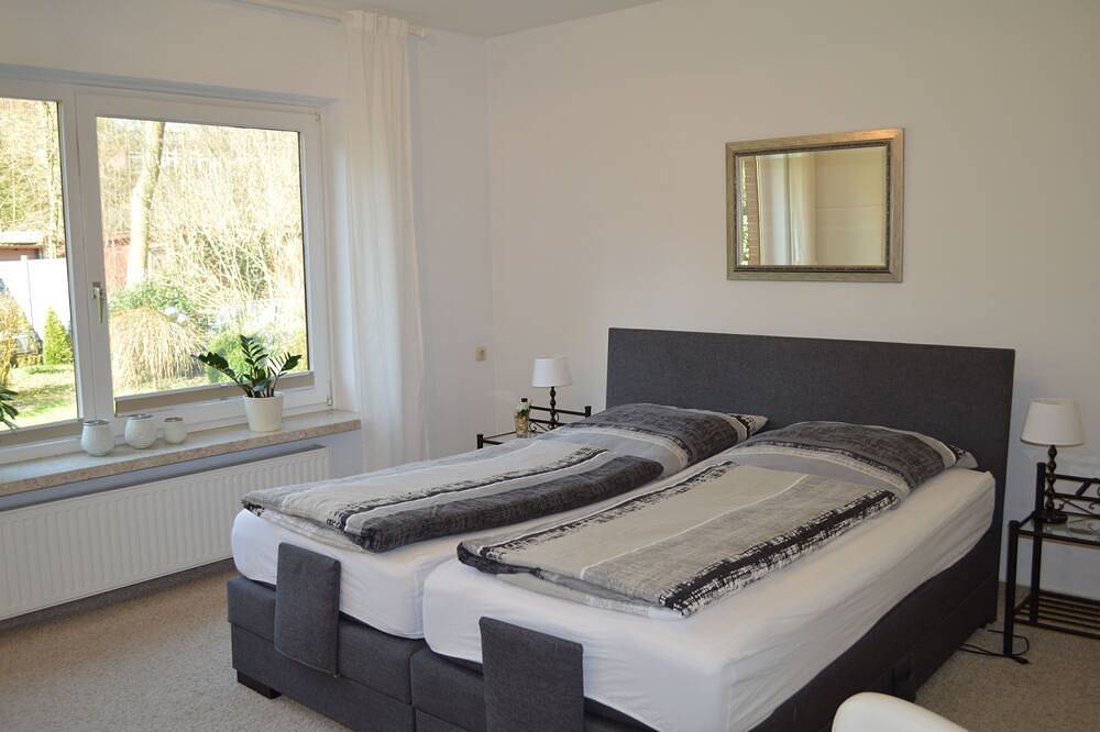 Ganze Wohnung, Ferienwohnung am Maienbach - Ferienwohnung in Bad Bramstedt, Kreis Segeberg