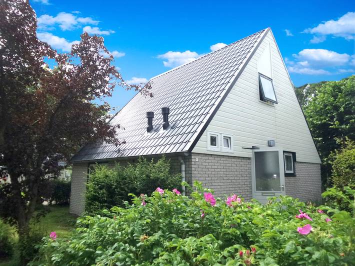 Ferienhaus für 5 Personen, mit Terrasse und Sauna sowie Garten in Anjum - 2