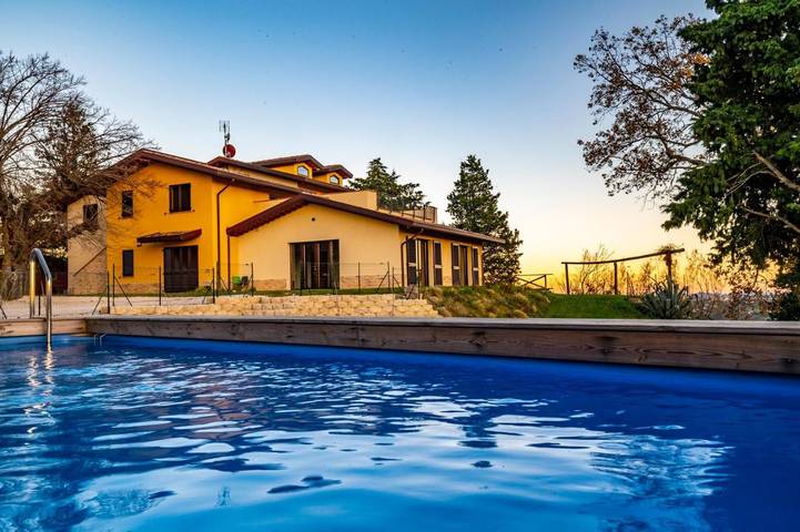 Appartement de vacances pour 2 personnes, avec Jardin et Piscine à Tolentino