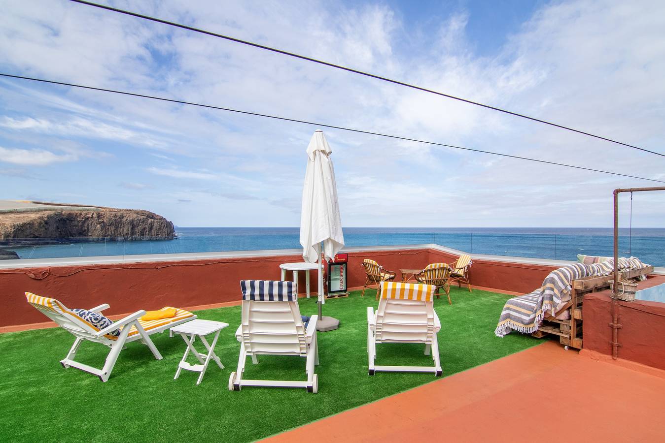 Apartamento entero, Vacaciones 'Las Velas' con vistas al mar, Wi-Fi y aire acondicionado in Sardina del Norte, Gáldar
