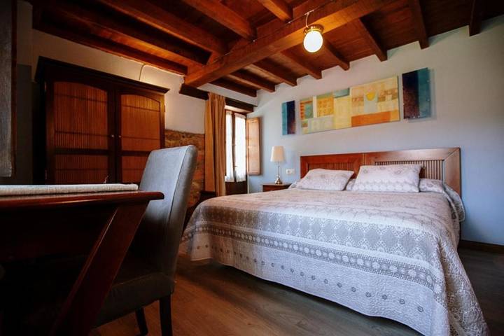 Casa rural para 2 personas, con Terraza y Jardín en Ponga - 3
